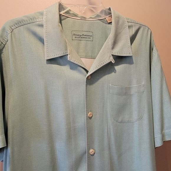 💙GC~ TOMMY BAHAMA BUTTON DOWN - Picture 9 of 13